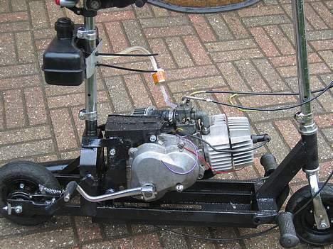 MiniBike                 Løbehjul  - nu er den færdig den køre pisse godt :) billede 11