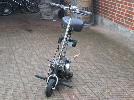 MiniBike                 Løbehjul  - fronten .. den er nice ik ! billede 13