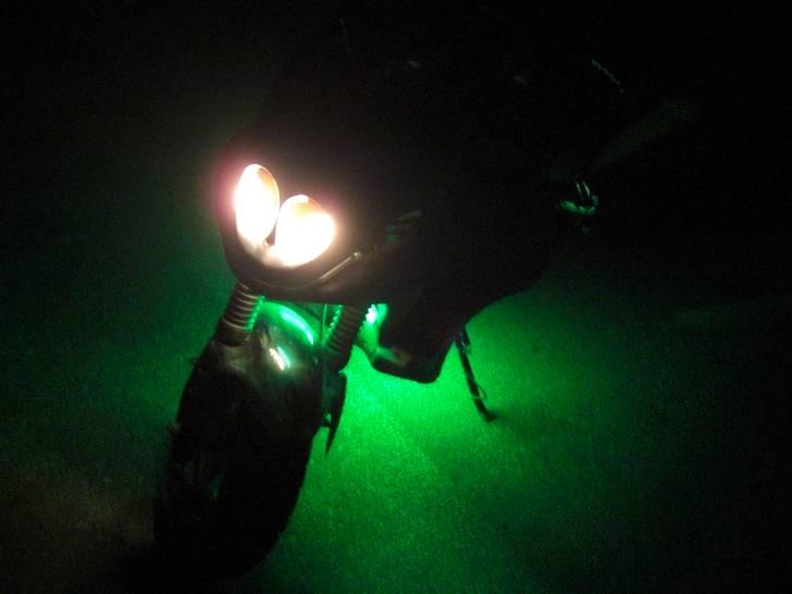 PGO PMX - Forfra Neon billede 8