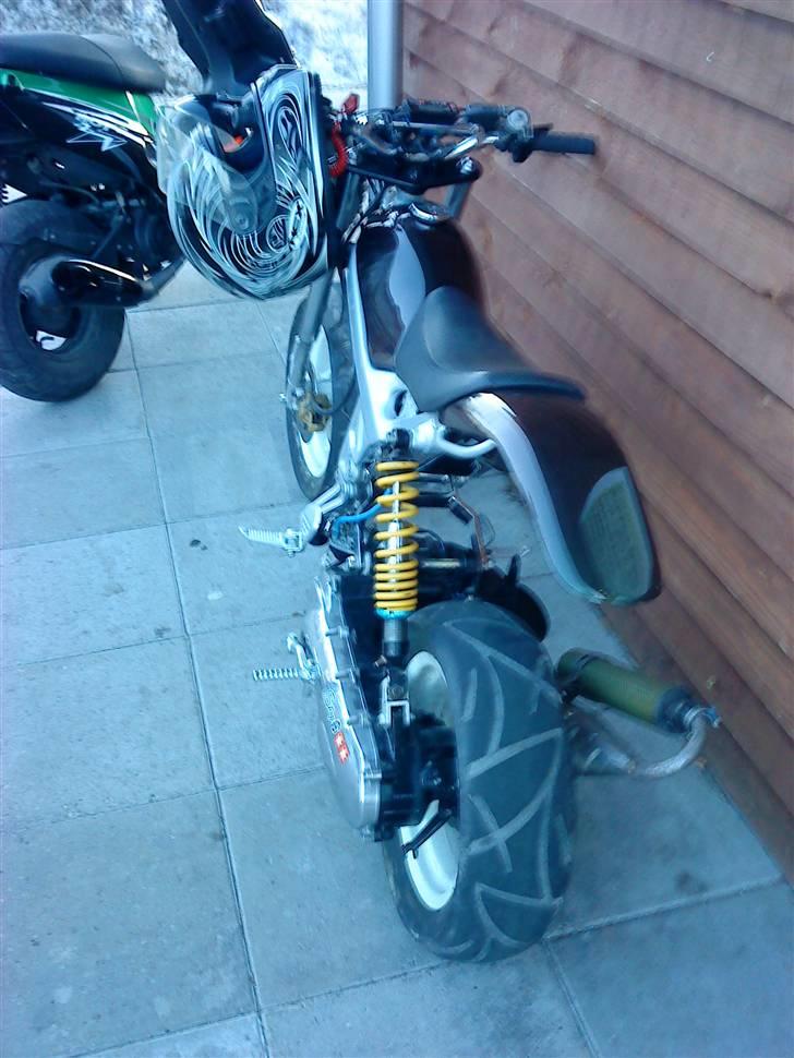 Suzuki Street Magic / Rally billede 2
