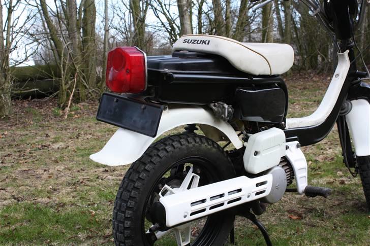 Suzuki FZ 50 [SOLGT] billede 4