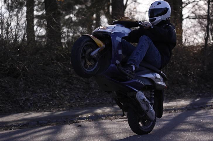 Yamaha Jog R solgt billede 6