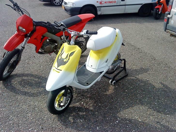 Yamaha Jog LC Solgt - Træf 7000. 2010. billede 1