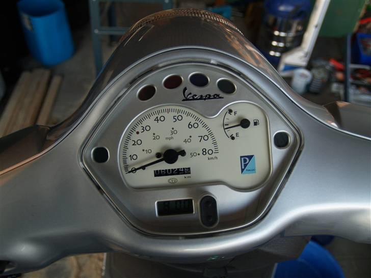 Vespa LX 50 - speedometer gået 6000 km. billede 5