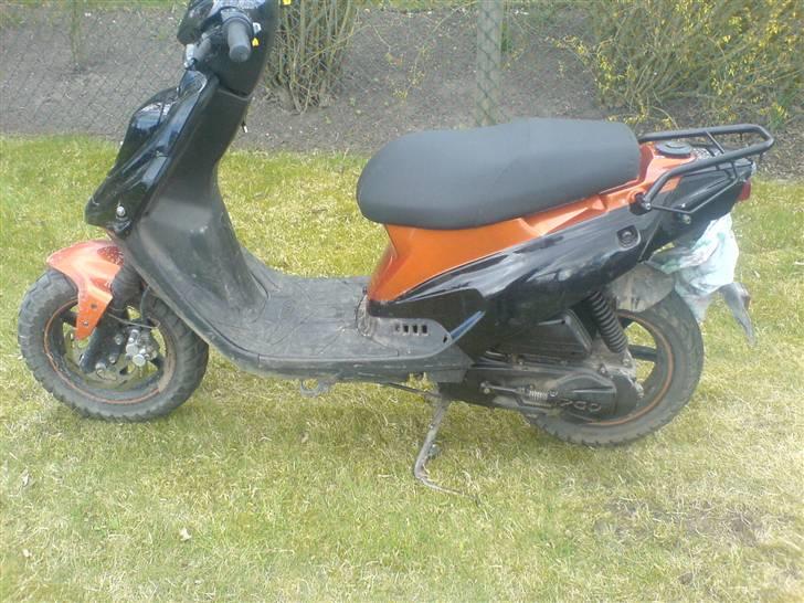 PGO hot 50 væk billede 1