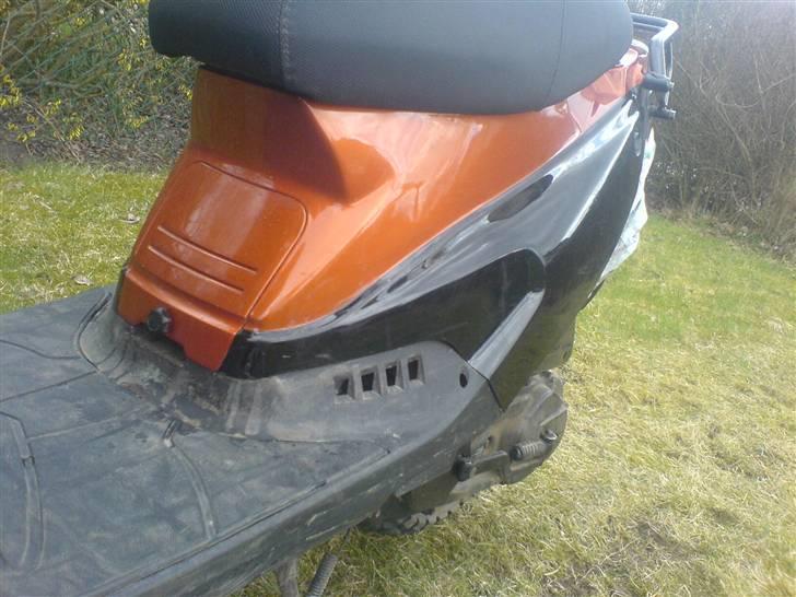 PGO hot 50 væk billede 6