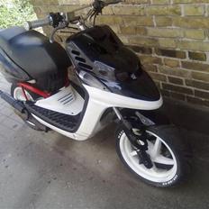 Yamaha Bws NG (VÆK)