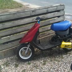 Yamaha Jog Fs "Regnbuen" solgt