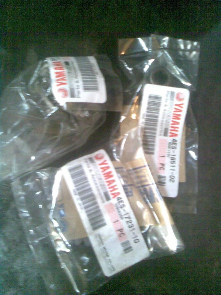 Yamaha YZ85 (byttet) - lidt af de nye dele billede 4