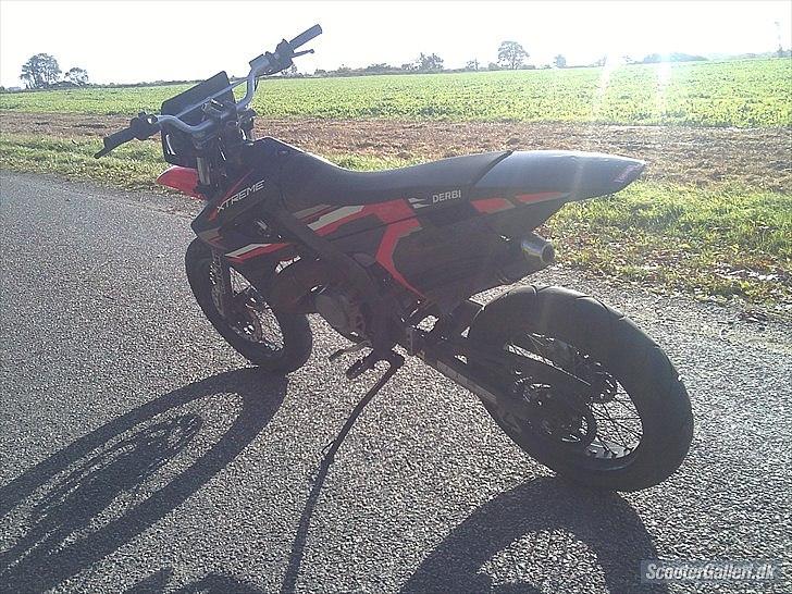 Derbi Senda SM X-Treme Taget af panserne- :( billede 7
