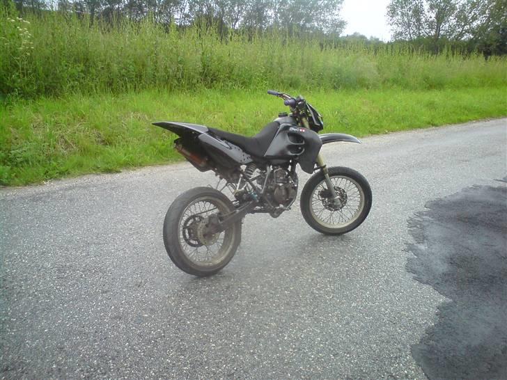 Suzuki senda solgt billede 1