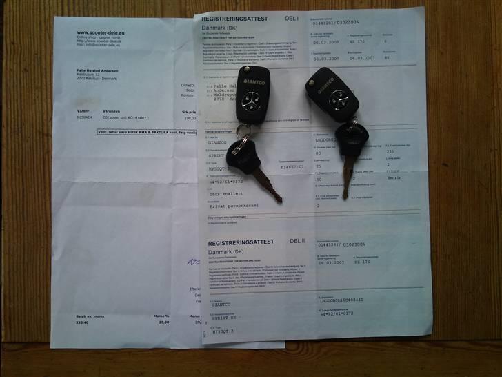 Giantco Sprint SOLGT - Alle papire haves og begge nøgler med alarm  billede 7