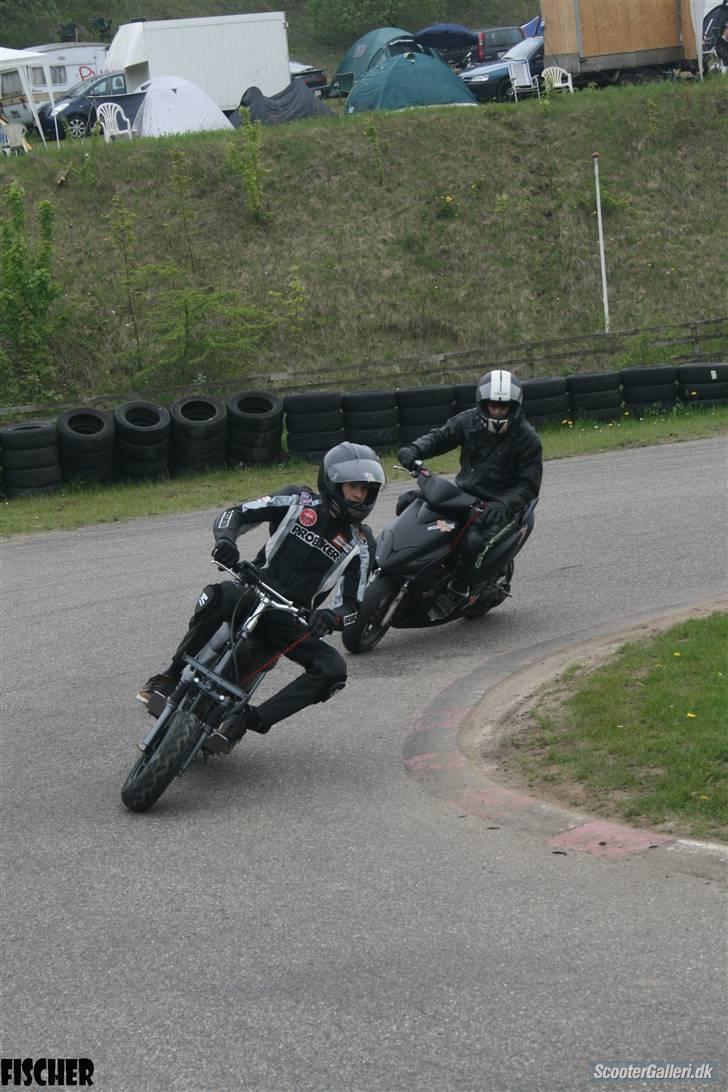 Yamaha jog r 16,36hk. AC (solgt) billede 16