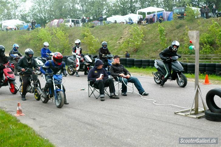 Yamaha jog r 16,36hk. AC (solgt) billede 18