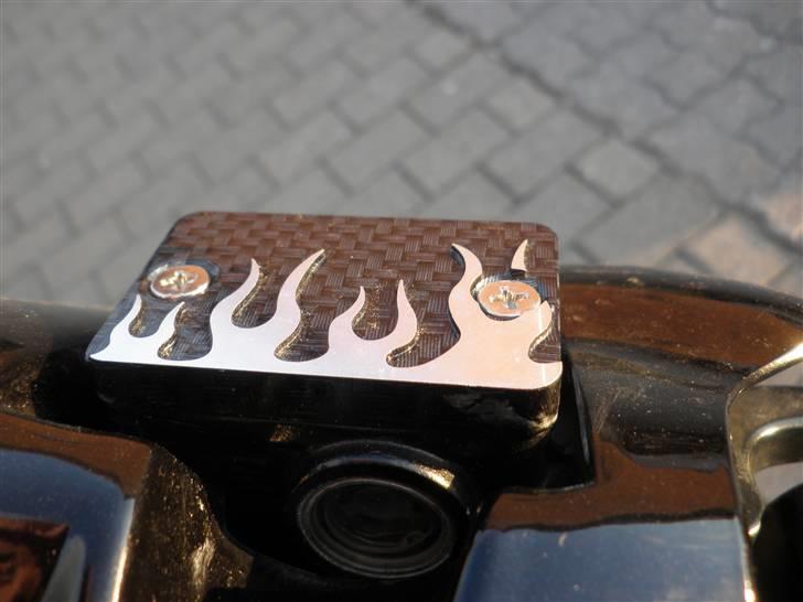 PGO PMX SPORT STJÅLET! SAVNET !!!! )': - Carbon dæksel ved bremsevæske billede 5