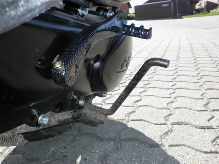 PGO PMX SPORT STJÅLET! SAVNET !!!! )': - sort kickstarterskjold og carbon pedal. ser alt for ondt ud:) billede 10