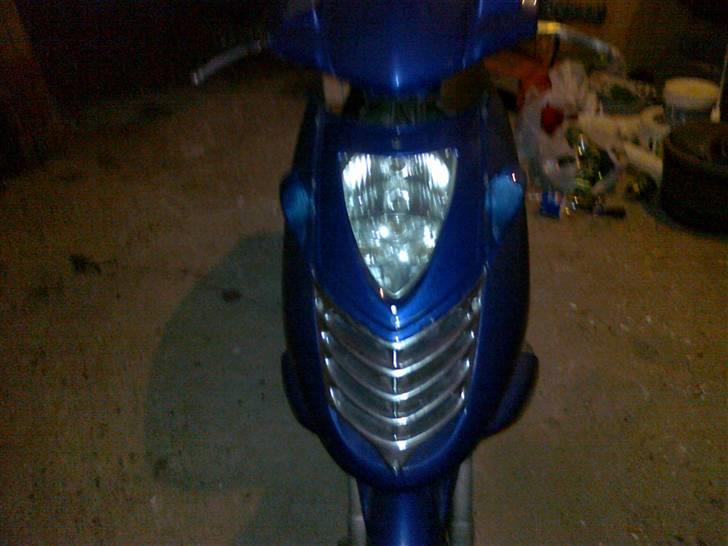 Aprilia sonic SOLGT billede 2