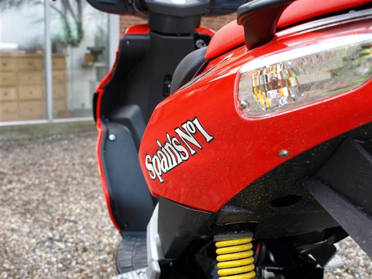 Aprilia SR 50r Factory Replica [KASSERET]  billede 6