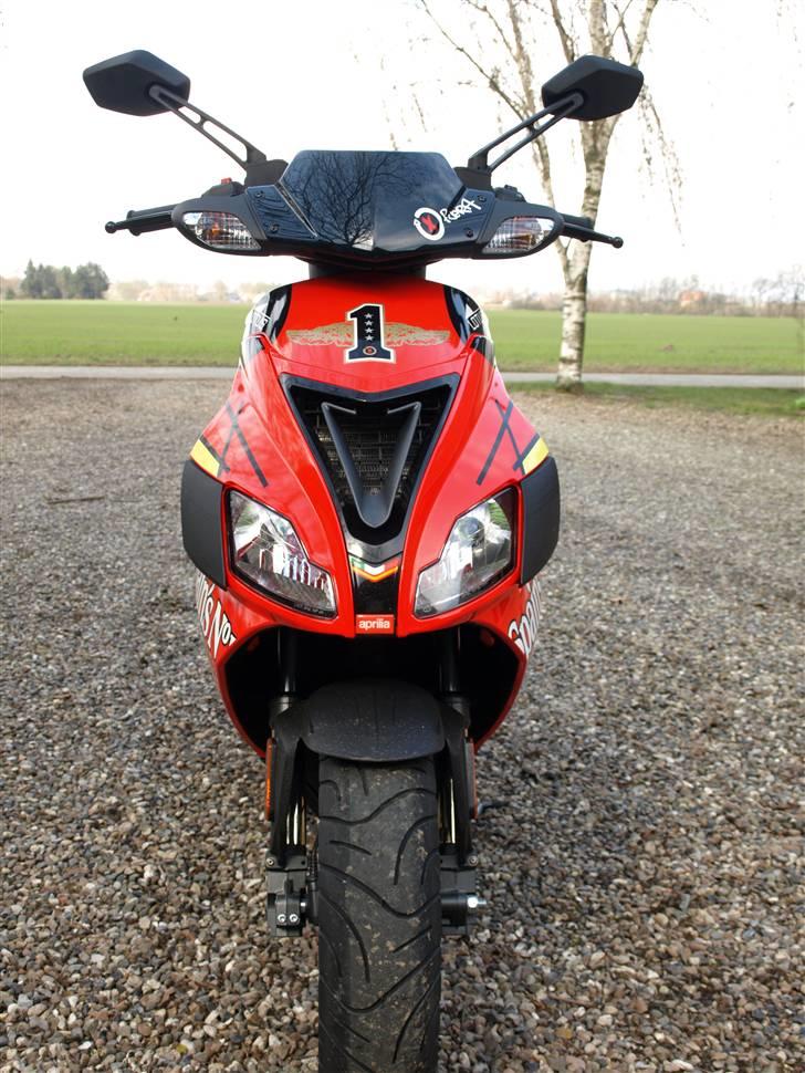 Aprilia SR 50r Factory Replica [KASSERET]  billede 9