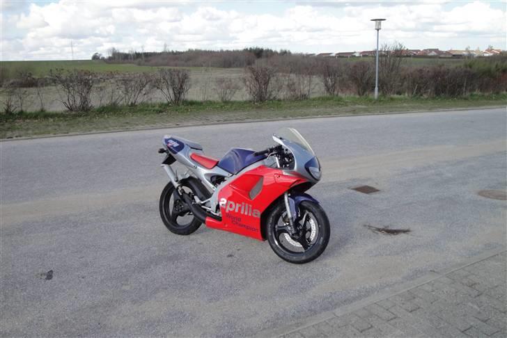 Aprilia RS50 solgt billede 4