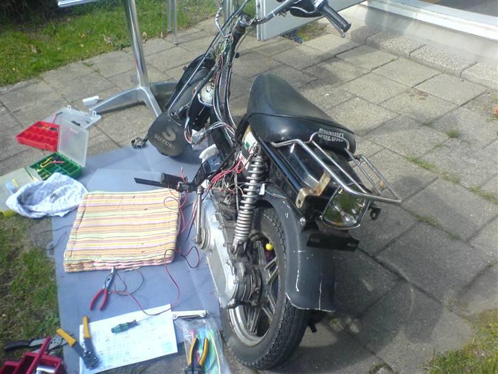 Suzuki FZ50 *Pusser* SOLGT billede 6