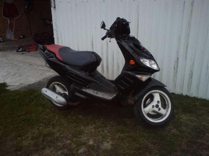 Peugeot Speedfight 2 ac SOLGT billede 3