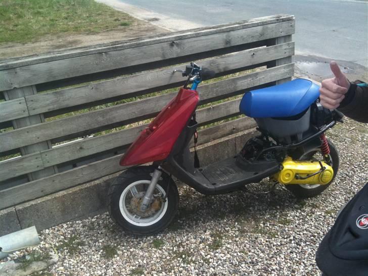 Yamaha Jog Fs "Regnbuen" solgt billede 1