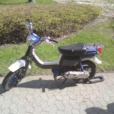 Suzuki FZ 50