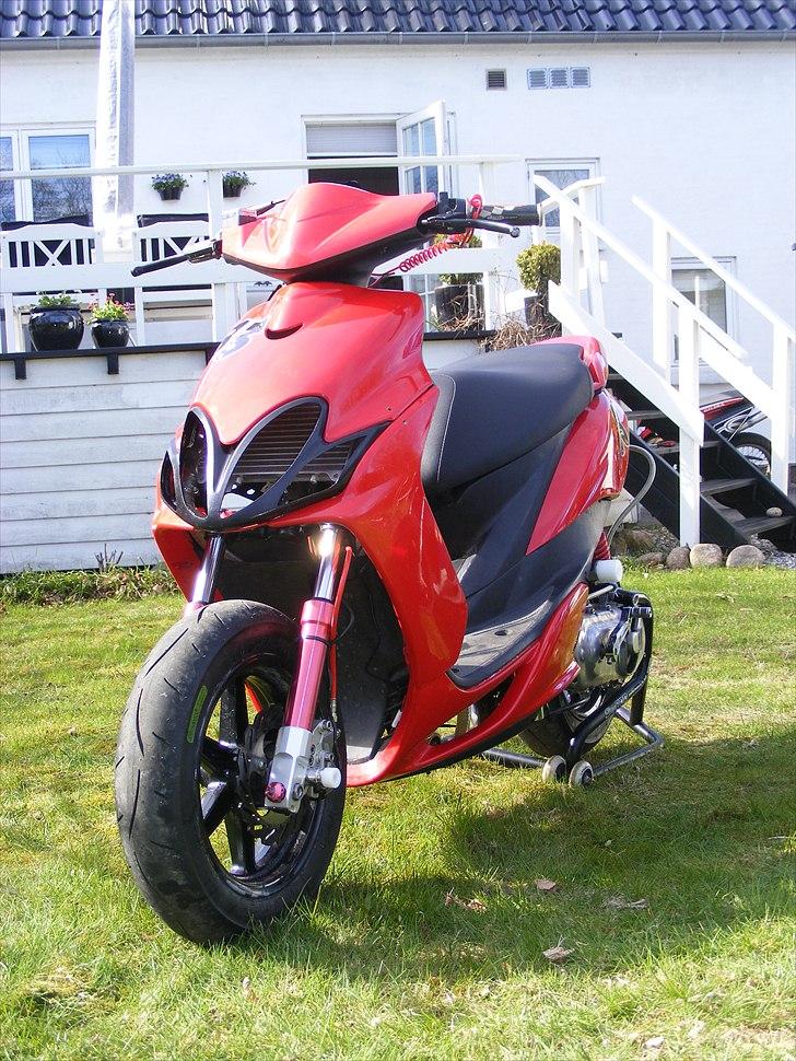 Yamaha Jog RR Lc #83 SOLGT! billede 1