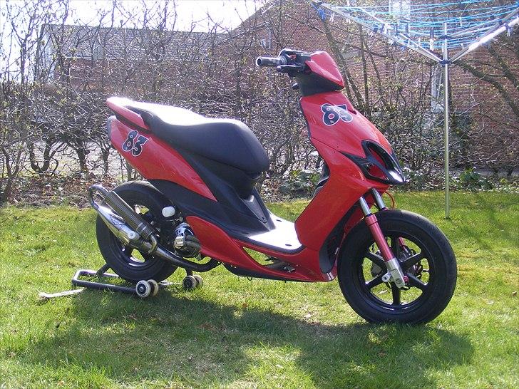 Yamaha Jog RR Lc #83 SOLGT! billede 2