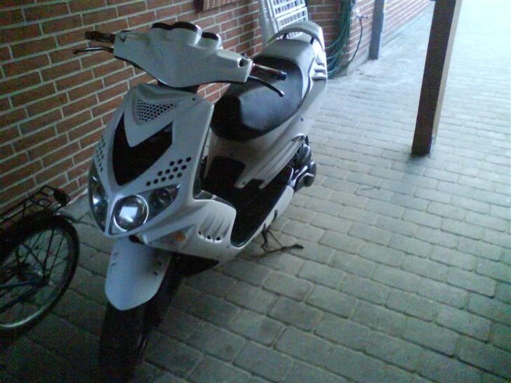 Peugeot SPEEDFIGHT 2 SOLGT billede 12