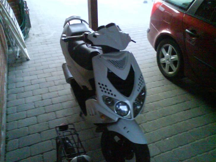 Peugeot SPEEDFIGHT 2 SOLGT billede 13