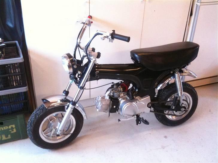 Honda dax solgt til  lasser Møller billede 1