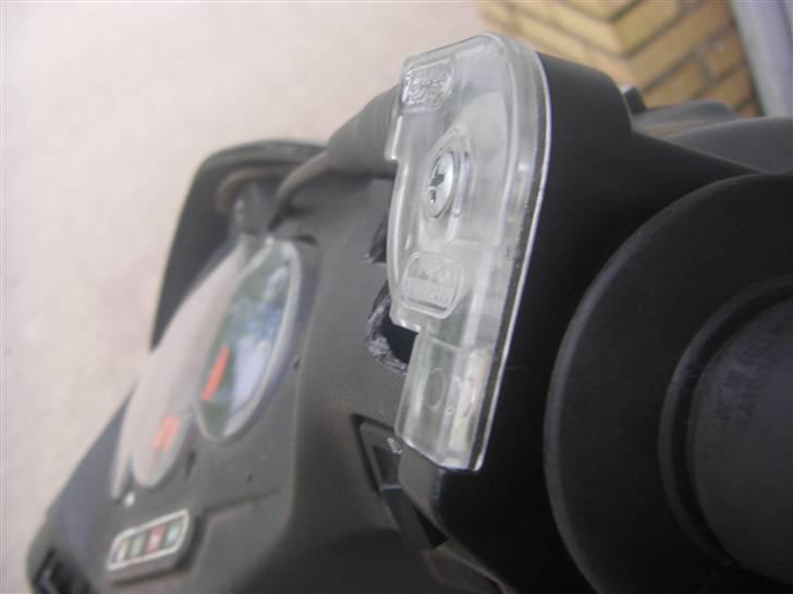 Aprilia ™Sonic S6R |  billede 2