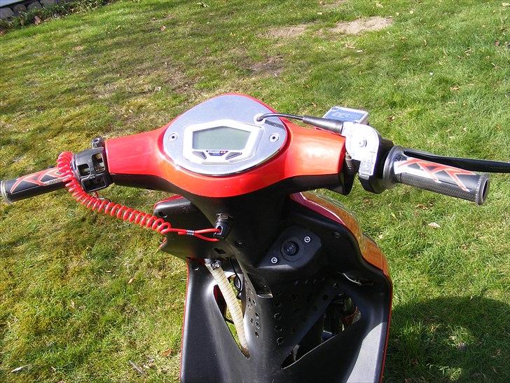 Yamaha Jog RR Lc #83 SOLGT! billede 4