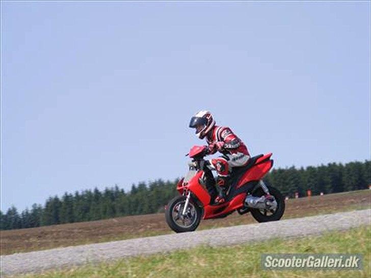 Yamaha Jog RR Lc #83 SOLGT! billede 6