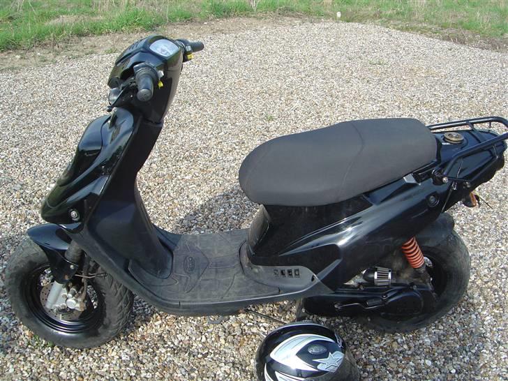 PGO Hot 50 tage af politi billede 2