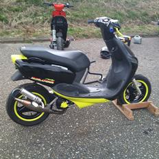 Yamaha Neos Lc Solgt.