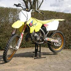 Suzuki RM 125 "Solgt"