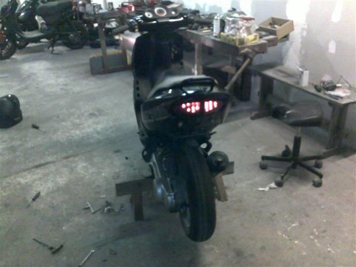 Peugeot Speedfight 2 [SOLGT] billede 2