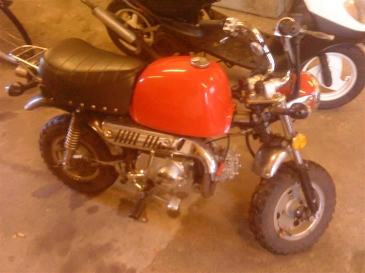 Skyteam Gorilla SOLGT! billede 1