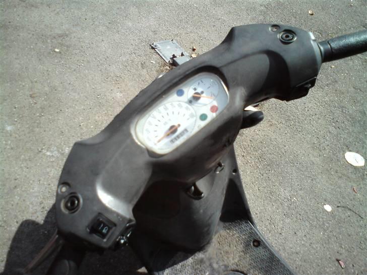 Yamaha Neos Solgt billede 6