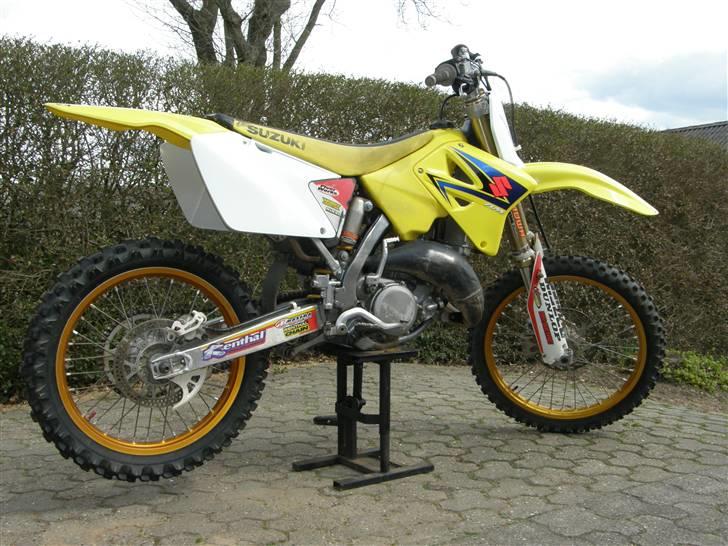 Suzuki RM 125 "Solgt" billede 5