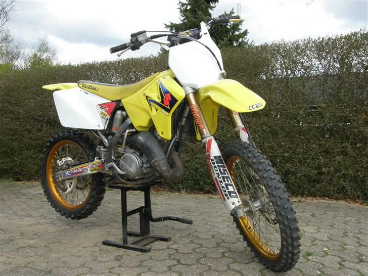 Suzuki RM 125 "Solgt" billede 7