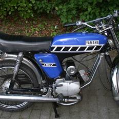 Yamaha 4 Gear FS1 DX *SOLGT*