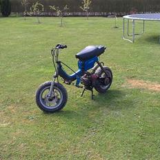 Yamaha fz neo's solgt