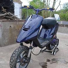 Yamaha Jog/SR50 solgt i dele