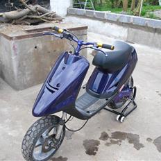 Yamaha Jog/SR50 solgt i dele