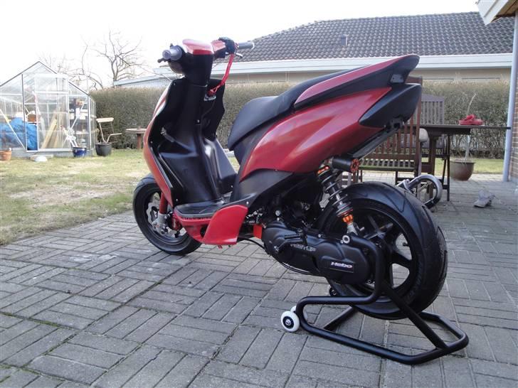 Yamaha jog R Lc 7T billede 11