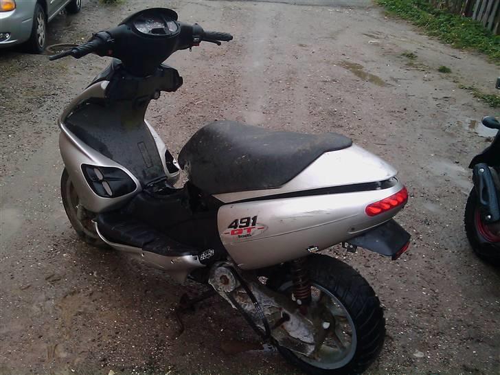 Benelli 491 GT ~SOLGT~ billede 3